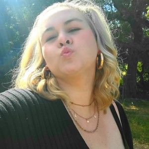 Meet your Posher, Kaitlin